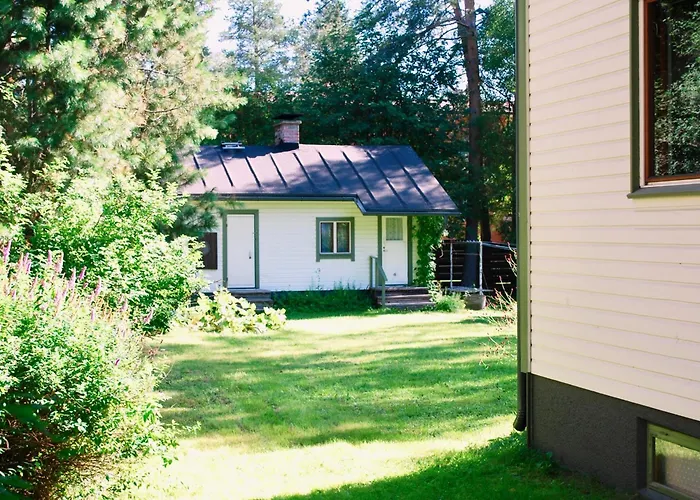 Palkinen I Rovaniemi - Idyllic Home In Peaceful Area, Wifi & Free Parking